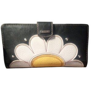 Relic bifold wallet Floral design snap closure GUC